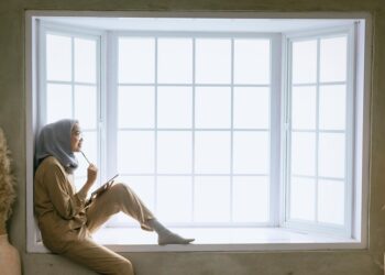 Empower Your Inner Queen: 10 Self-Improvement Tips Every Girl Should Know